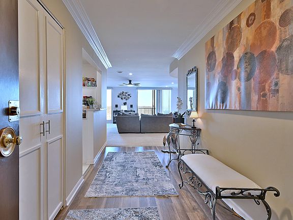 5th image of 190 S Wood Dale Rd APT 902