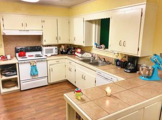 1032 Crestwood Dr, Kosciusko, MS 39090