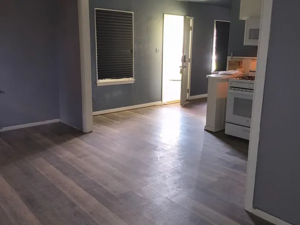 (undisclosed Address), Beaumont, TX 77705