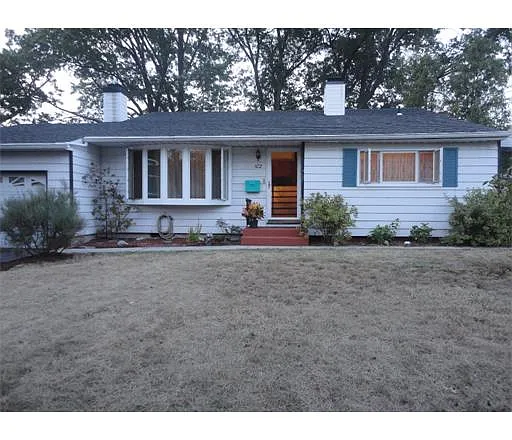 102 Cameo Pl photo 1