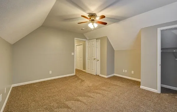 1634 Windriver Rd — Photo 22