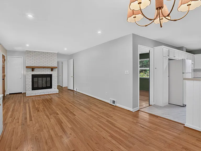 2783 Mount Olive Dr — Photo 4
