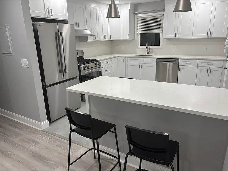 260 Court Ave #2 — Photo 12