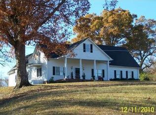 755 Asbestos Rd, Cleveland, GA 30528