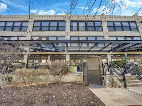 (undisclosed Address), Chicago, IL 60608