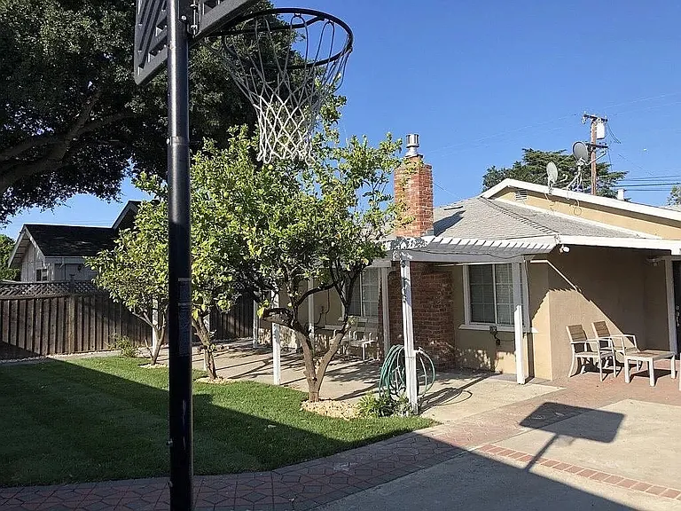 1057 Shamrock Dr — Photo 55