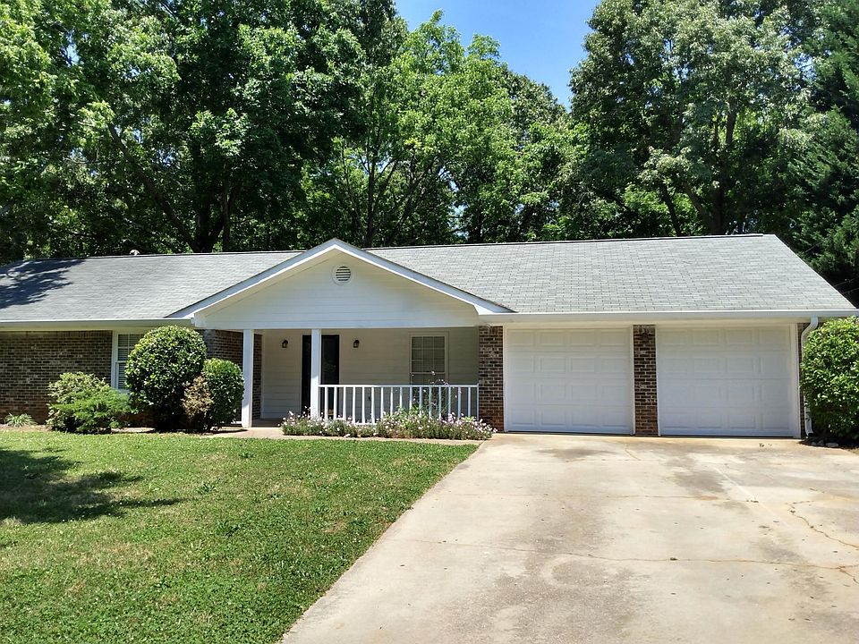 1st image of 1708 Brandy Woods Trl SE