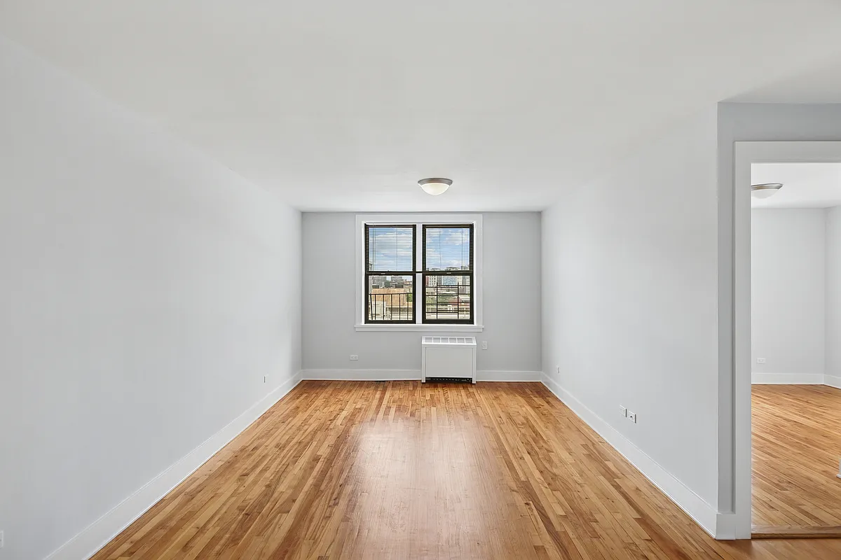 930 Sheridan Avenue 07A