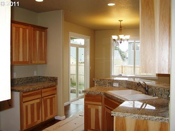3rd image of 3613 Conrad Ct