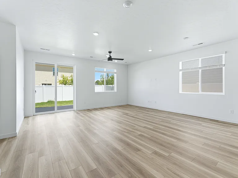 162 W Great Bear St — Photo 12