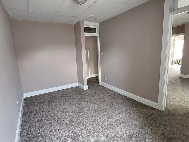 46 S Pine St — Photo 13