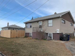 511 11th St SE, Jamestown, ND 58401
