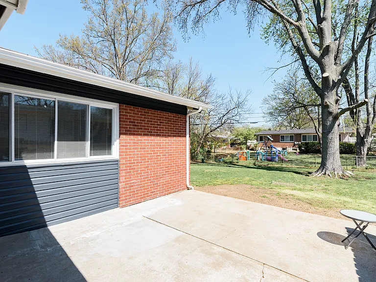 720 Jamaica Pl — Photo 23