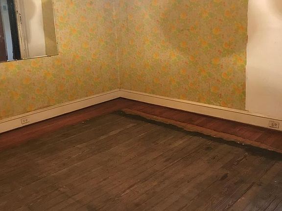3rd image of 3505 Sunnyside Ave