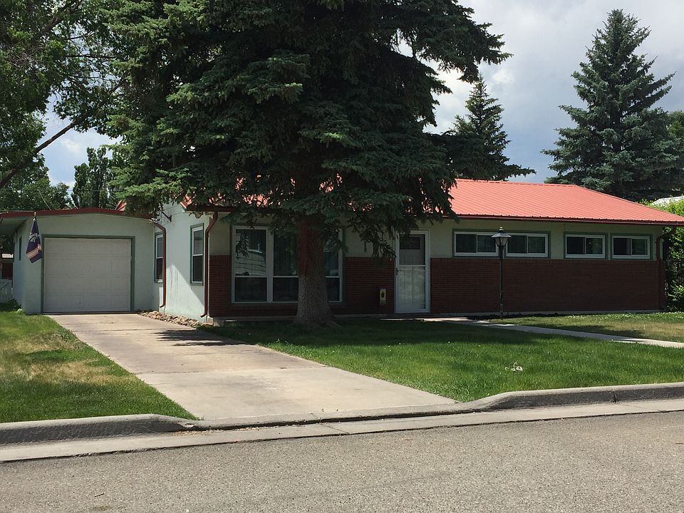 2nd image of 824 Fowler Cir
