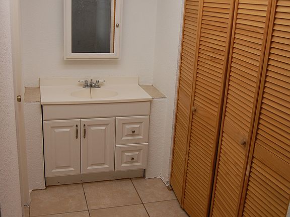 Master bedroom -closet two