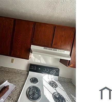 3rd image of 6450 Grafton Garth Ct