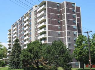 10 Allanhurst Dr #505, Toronto, ON M9A 4J5