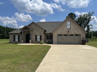 141 Abbey Rd, Caledonia, MS 39740
