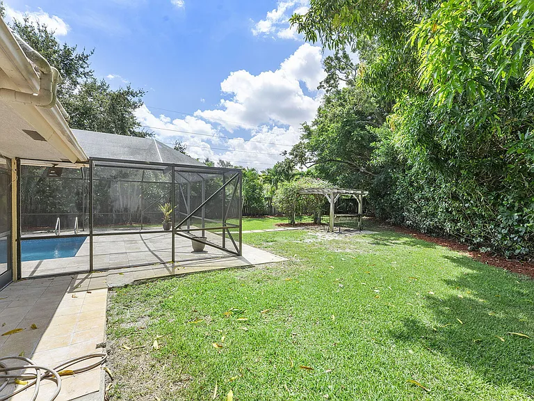 2244 Quail Rdg — Photo 63