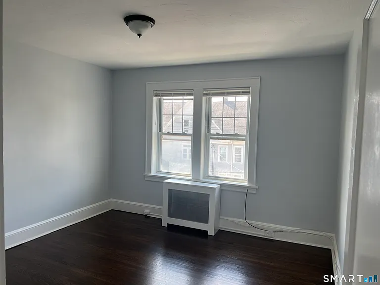 24 Circular Ave #3B — Photo 5