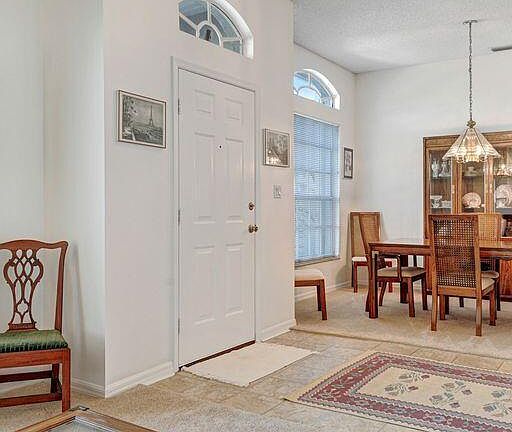 3rd image of 5568 River Oaks Dr