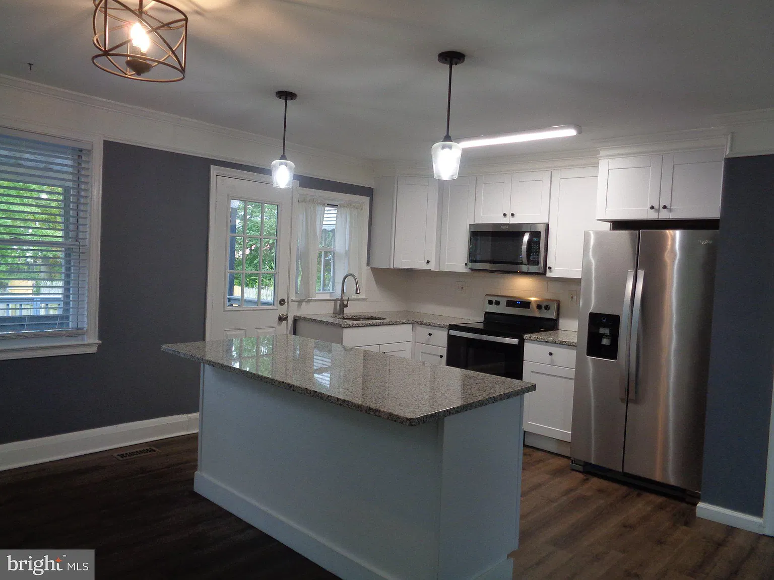 4 bed, 2.0 bath, 1650 sqft, $2,250 — Photo 4