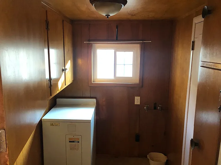 501 Grove St — Photo 17