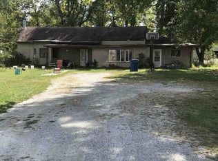 3156 Old Highway 50, Xenia, IL 62899