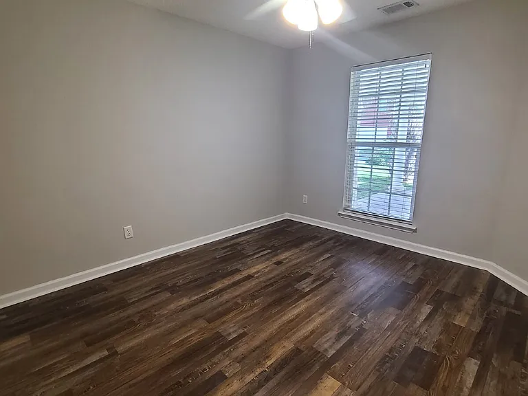 106 Peregrine Cir — Photo 13