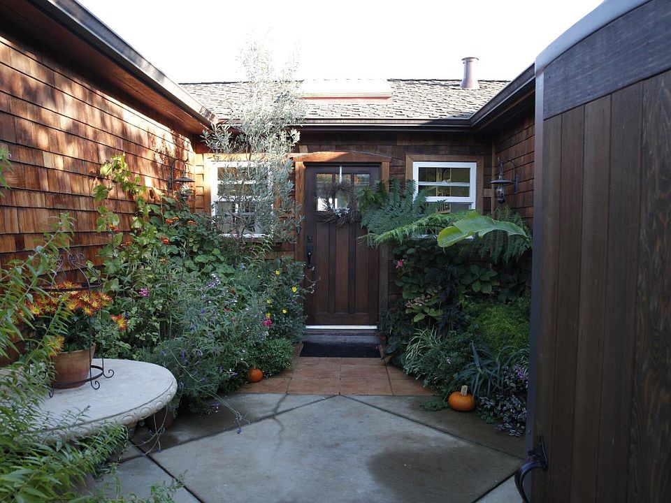 1st image of 1043 Escalona Dr