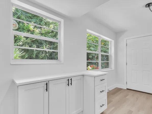 2929 SE Ocean Boulevard #E1, Stuart, FL 34996