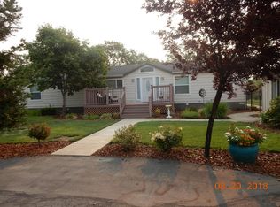 1025 Deodar Way, Redding, CA 96003