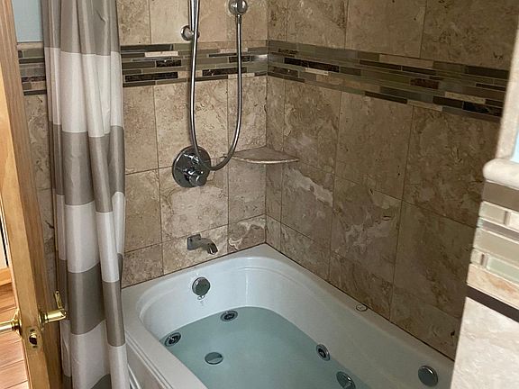 5th image of 8644 W Carmen Ave #Gn
