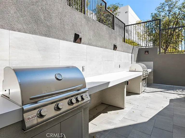 75 Parrell Ave — Photo 36