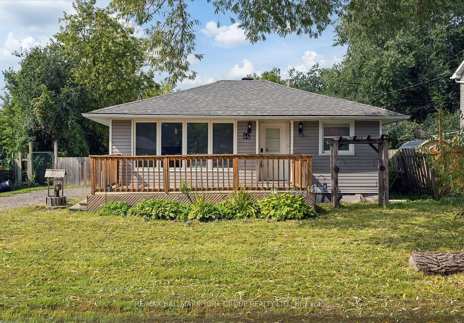 2 bed, $2,100 — Photo 1