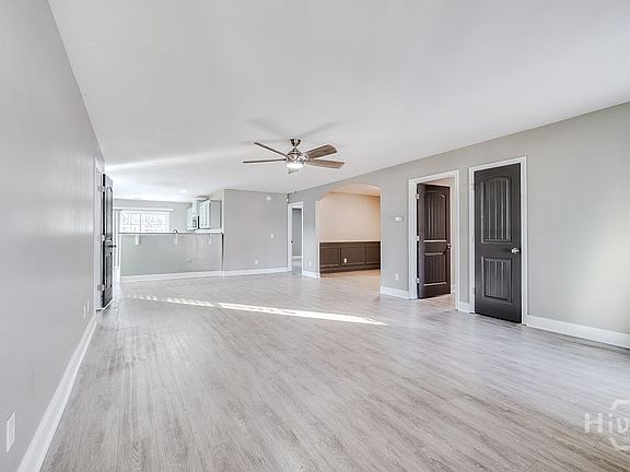 5th image of 190 Cypress Cove Lane