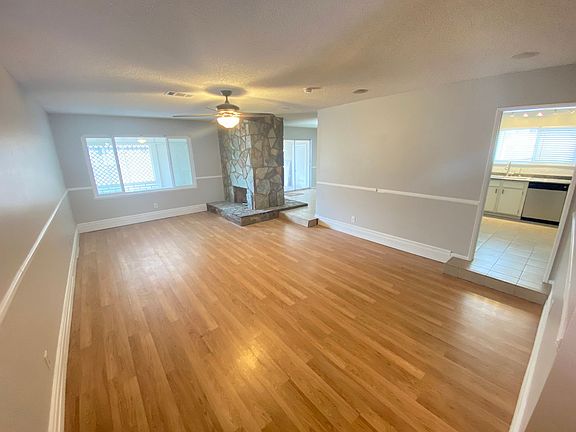 3rd image of 4383 El Cholo Way