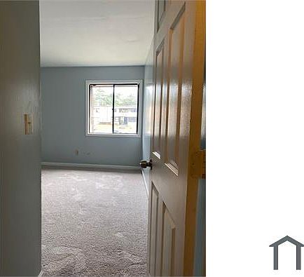 4th image of 5927 Sutcliff Sq #5927