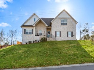 1025 C P Stewart Blvd, Lebanon, TN 37087