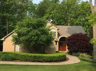 5505 Bentwood Ln, Commerce Township, MI 48382