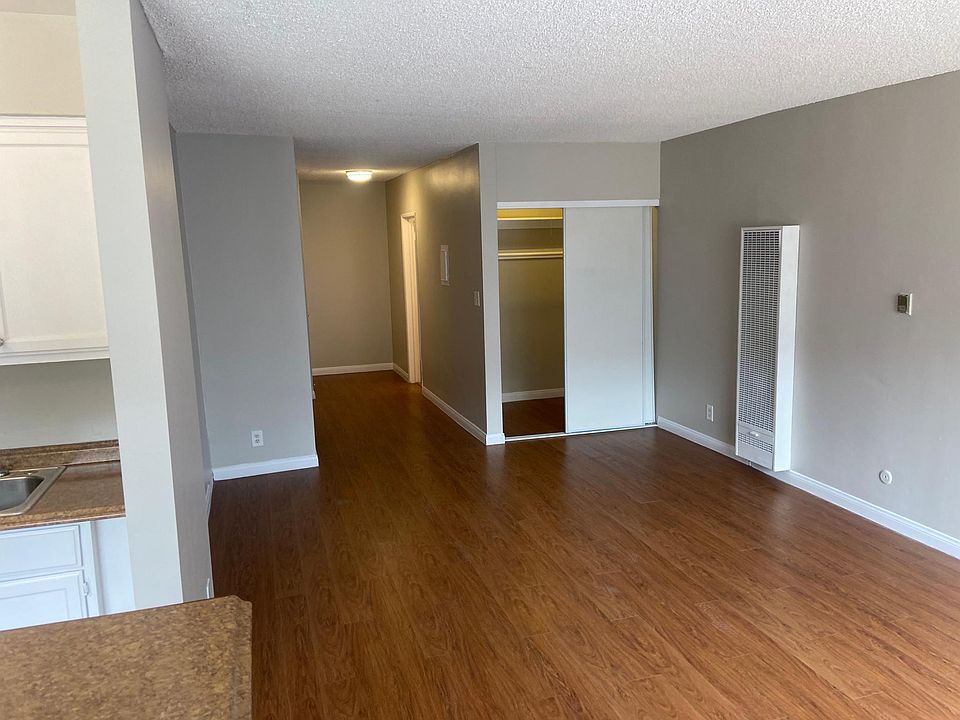 1st image of 4623 La Mirada Ave #44