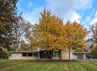 234 Frances Ln, Barrington, IL 60010