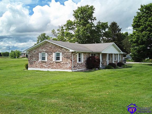 2nd image of 301 Hutcherson Heights Dr