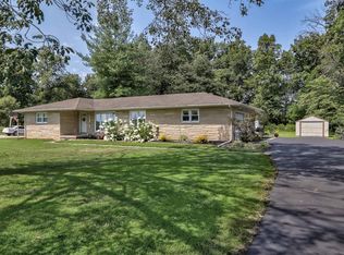10777 North Rd, Elberfeld, IN 47613