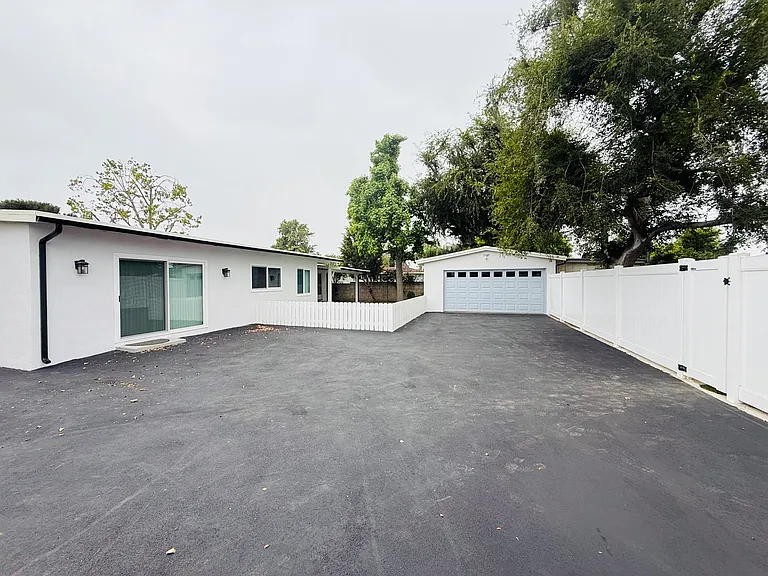 13411 Wingo St — Photo 26