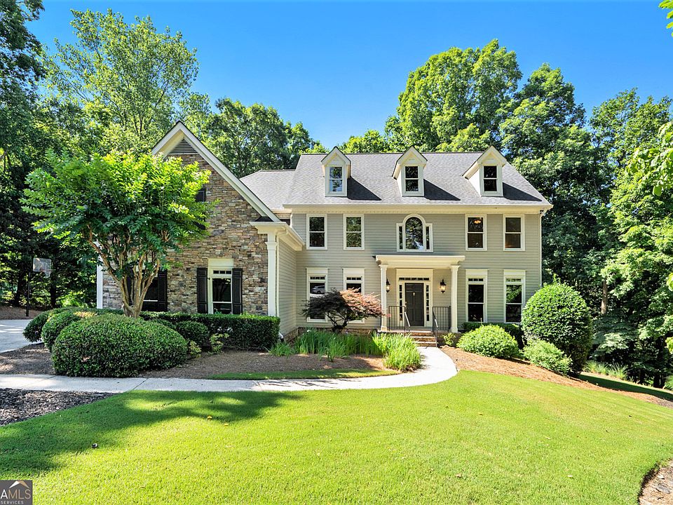 1st image of 800 Valley Summit Dr