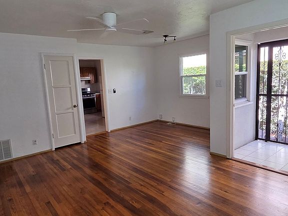 4th image of 230 D Ave