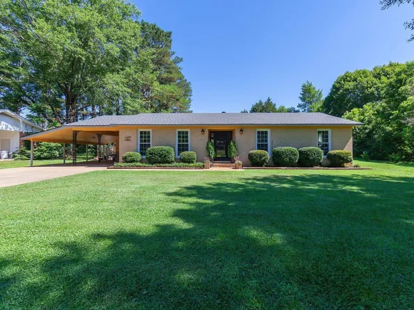 61 Hudson Dr, Jackson, TN 38301