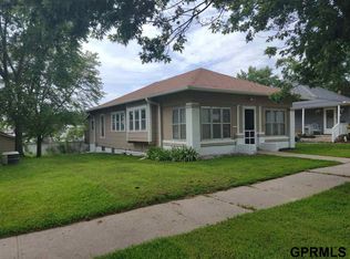 1215 F St, Fairbury, NE 68352